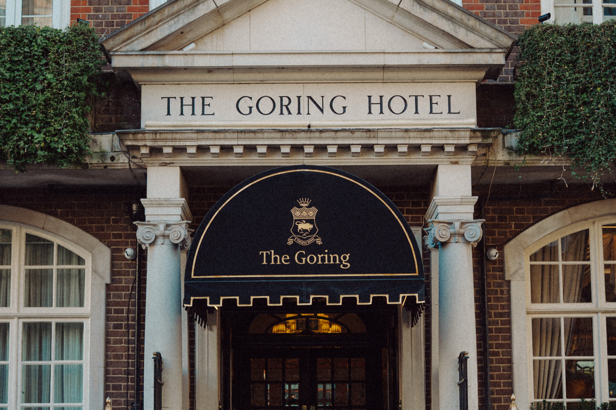 Graham Squire, The Goring - Champagne Ayala